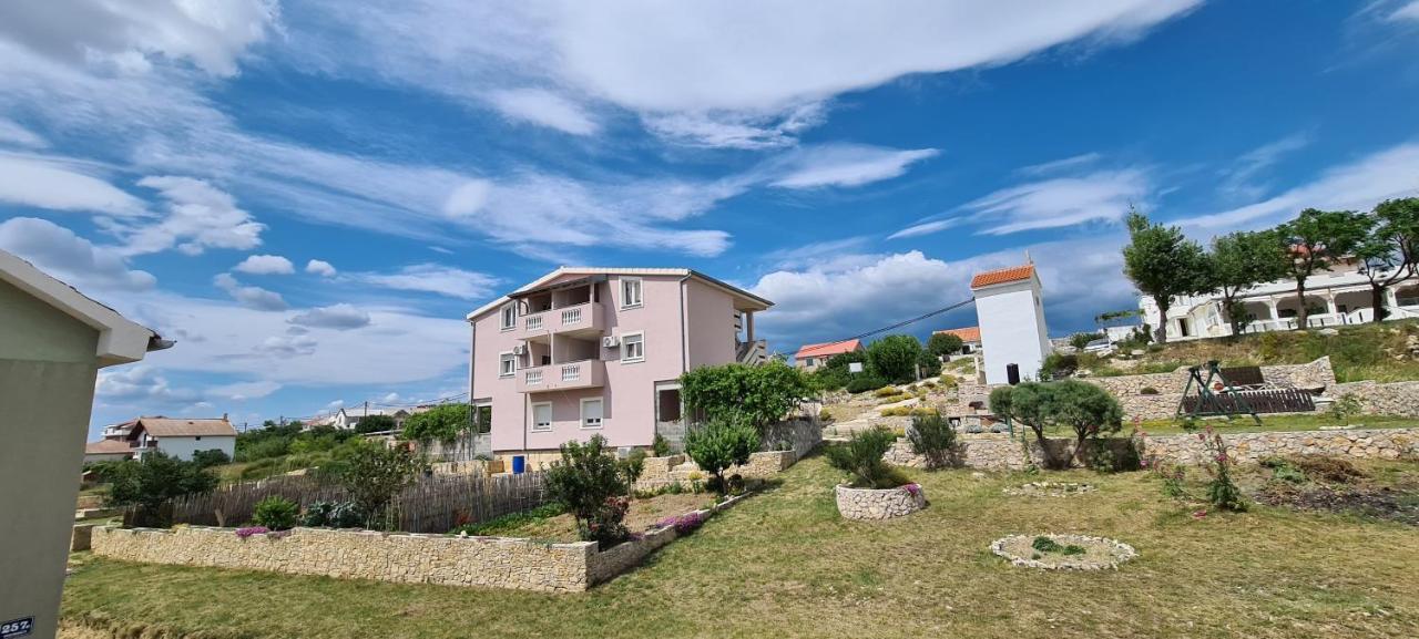 Apartmani Cesar Ртина Экстерьер фото