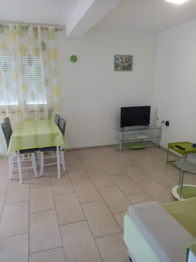 Apartmani Cesar Ртина Экстерьер фото