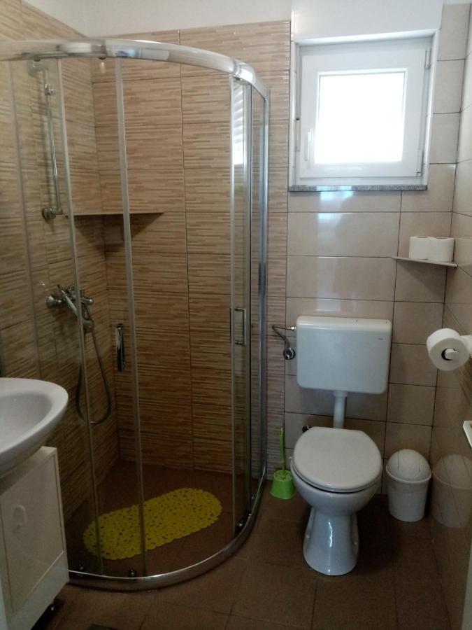 Apartmani Cesar Ртина Экстерьер фото